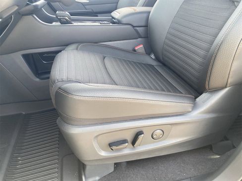 New 2025 Nissan Pathfinder Rock Creek image 22