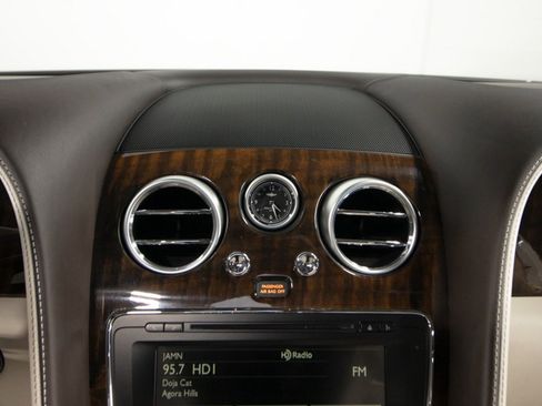Used 2016 Bentley Continental GTC image 30