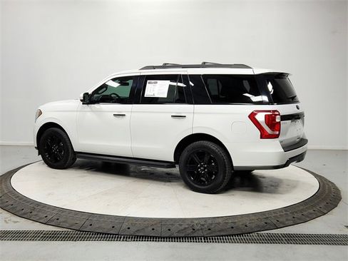 Used 2021 Ford Expedition XLT image 5