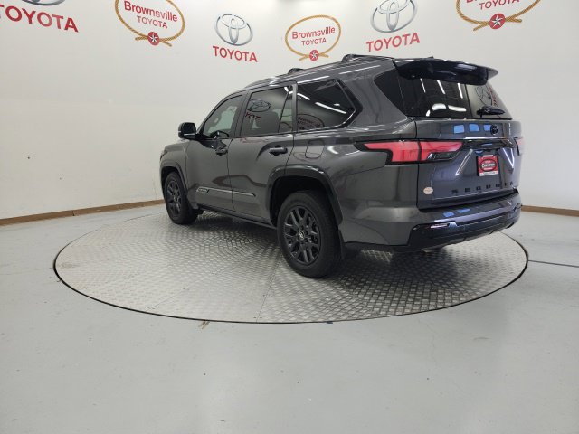 Used 2025 Toyota Sequoia Platinum AWD/4WD image 6