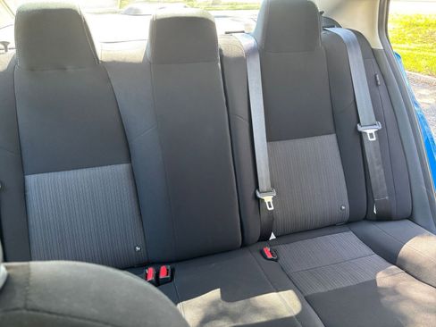 Used 2025 Nissan Sentra SV FWD image 32