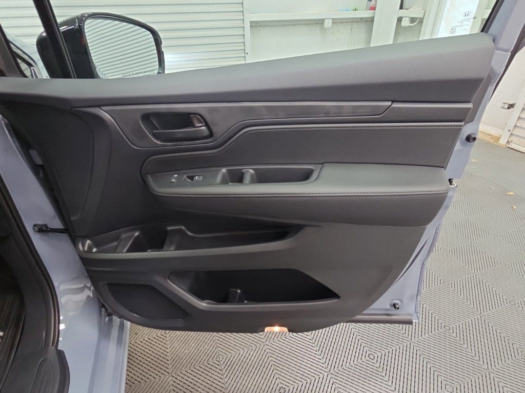 New 2027 Honda Odyssey Sport-L image 40