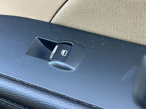 Used 2017 Ford Explorer FWD image 22