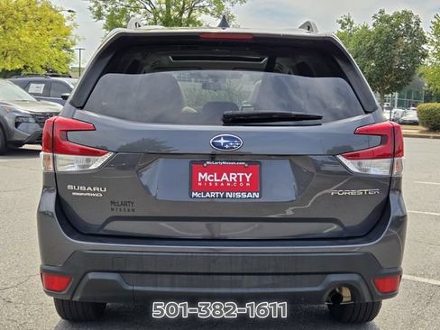 Used 2024 Subaru Forester Premium AWD/4WD image 4