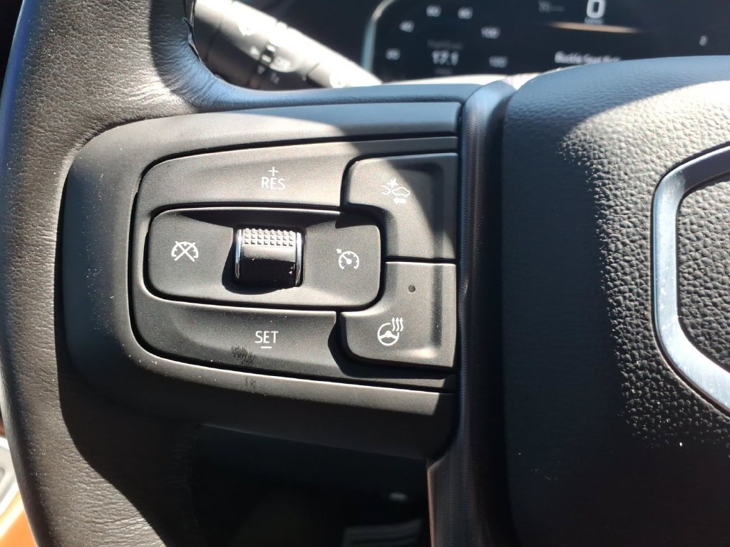 Used 2025 GMC Sierra 2500 Denali Ultimate AWD/4WD image 28
