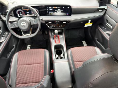 Certified 2025 Nissan Kicks SR AWD/4WD image 22