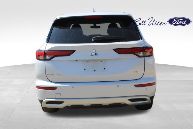 Used 2023 Mitsubishi Outlander SE FWD image 6