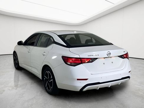 Used 2024 Nissan Sentra SV FWD image 19