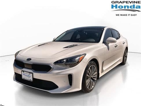 Used 2019 Kia Stinger Premium image 1