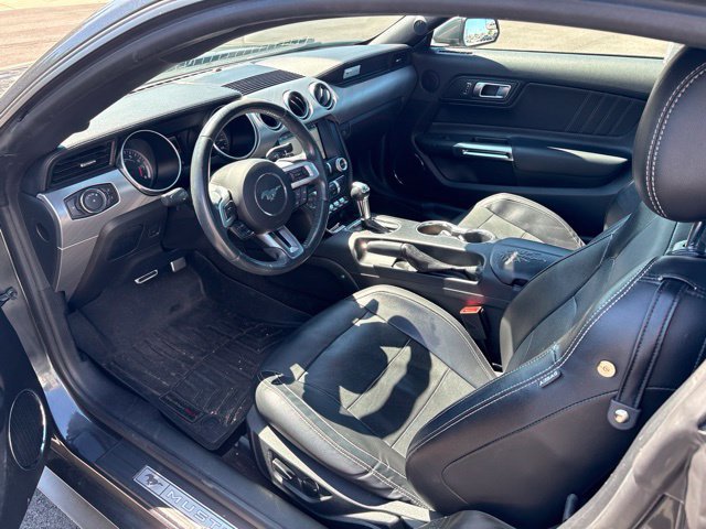 Used 2018 Ford Mustang Premium RWD image 8