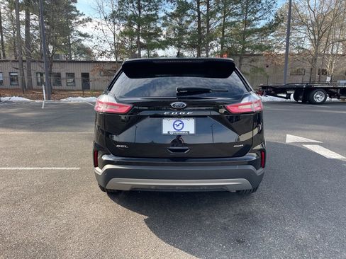 Used 2024 Ford Edge SEL image 6