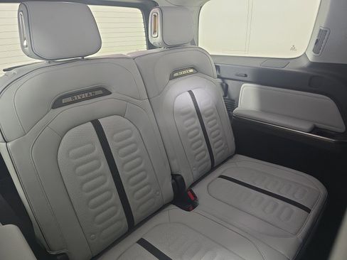 Used 2024 Rivian R1S Adventure AWD/4WD image 26