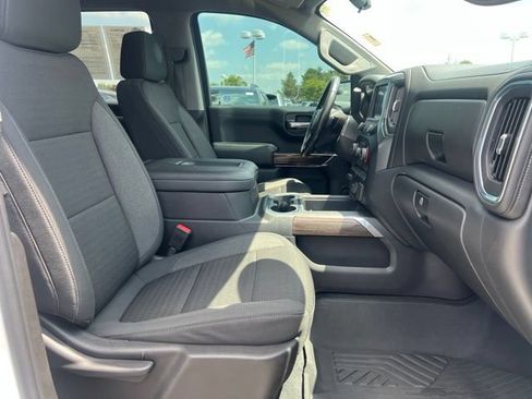 Used 2021 Chevrolet Silverado 1500 RST AWD/4WD image 11
