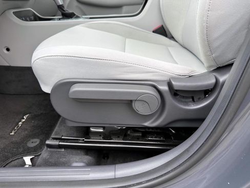 Used 2024 Hyundai Kona SE AWD/4WD image 10