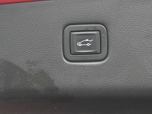 Used 2020 Chevrolet Blazer RS image 38