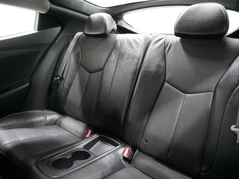 Used 2013 Hyundai Veloster Turbo image 11