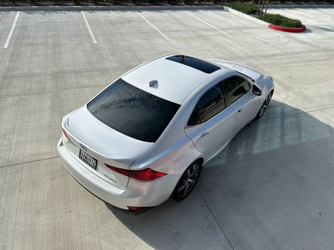 Used 2017 Lexus IS 200t w/ Navigation System Package image 9