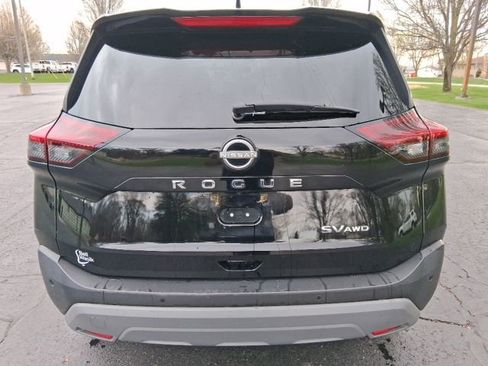 Used 2023 Nissan Rogue SV AWD/4WD image 4