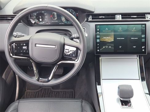 Used 2025 Land Rover Range Rover Velar S image 25
