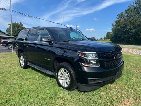 Used 2018 Chevrolet Tahoe LT AWD/4WD image 2