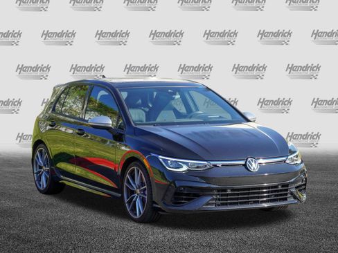 Used 2024 Volkswagen Golf R AWD/4WD image 2