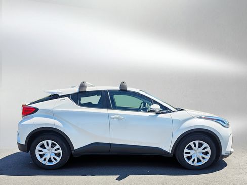 Used 2021 Toyota C-HR LE FWD image 6