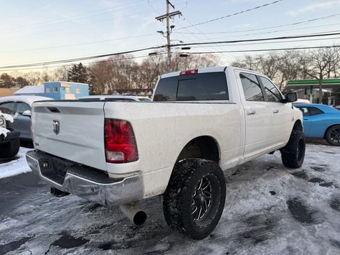Used 2018 RAM 2500 SLT image 5