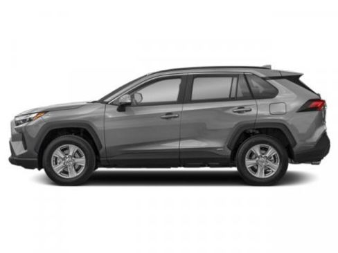 Used 2022 Toyota RAV4 XLE w/ Convenience Package AWD/4WD image 3
