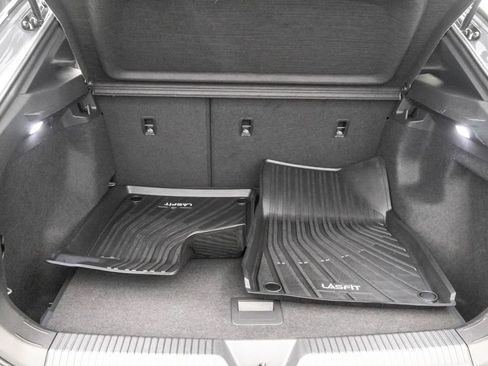 Used 2023 Volkswagen ID.4 Pro image 26