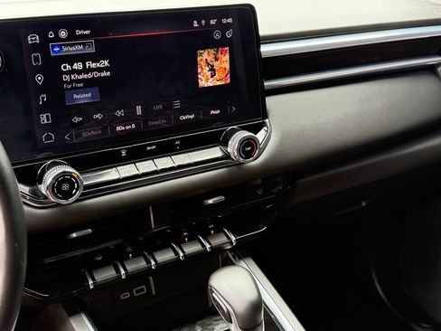 Used 2023 GMC Canyon Elevation w/ Trailering Package image 6