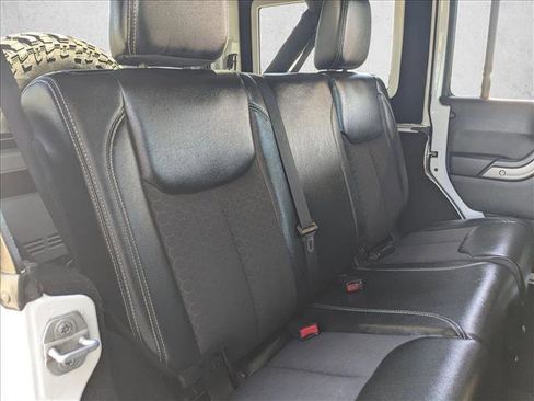 Used 2016 Jeep Wrangler Unlimited Sport AWD/4WD image 18