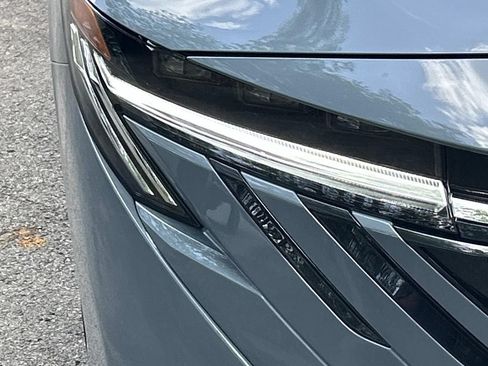 New 2026 Nissan Sentra SV w/ SV Convenience Package FWD image 10