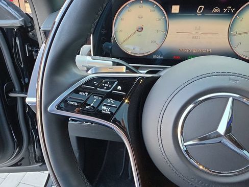 Used 2021 Mercedes-Benz Maybach S 580 4MATIC image 28