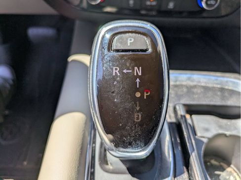 Used 2019 Buick Enclave Essence AWD/4WD image 30