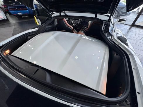 Used 2016 Chevrolet Corvette Z06 w/ 3LZ Preferred Equipment Group image 34