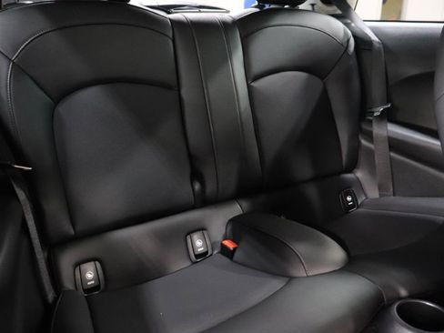 Used 2021 MINI Cooper 2-Door Hardtop w/ Storage Package image 26