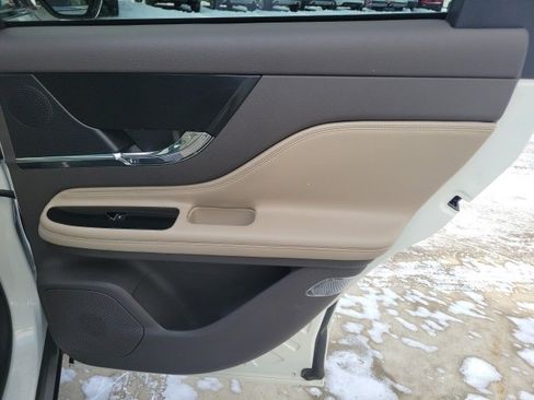 Certified 2023 Lincoln Corsair Reserve w/ Equipment Group 201A image 22