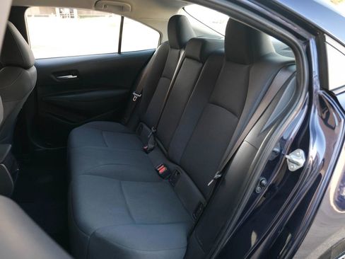 Used 2021 Toyota Corolla LE image 26