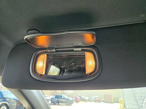New 2026 Chrysler Pacifica Limited AWD/4WD image 21