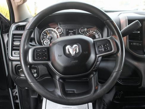 Used 2020 RAM 5500 Tradesman w/ Chrome Appearance Group image 24