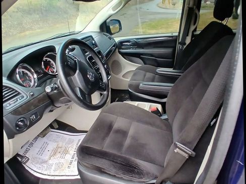 Used 2014 Dodge Grand Caravan SE w/ Quick Order Package 29E SE image 8