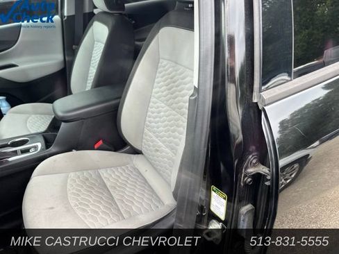 Used 2019 Chevrolet Equinox LS w/ LS Convenience Package FWD image 5