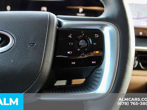 Used 2025 INFINITI QX80 Luxe image 28