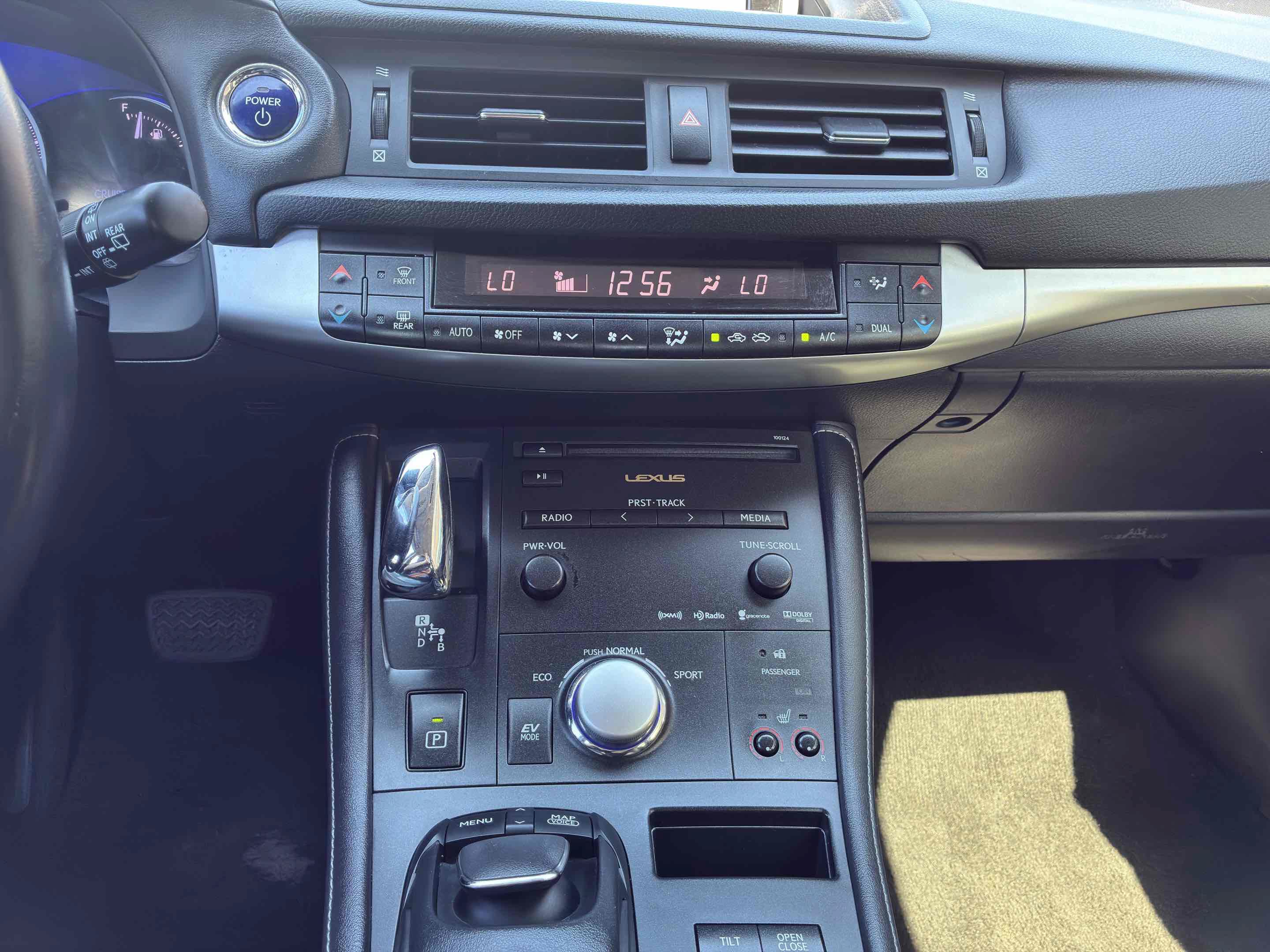Used 2013 Lexus CT 200h w/ Premium Pkg w/Navigation FWD image 14