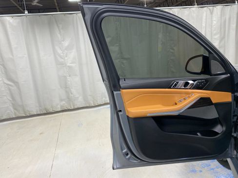 Used 2024 BMW X7 xDrive40i w/ Executive Package image 23