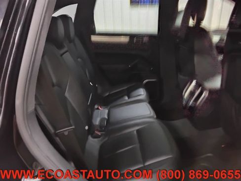 Used 2011 Porsche Cayenne Turbo AWD/4WD image 15