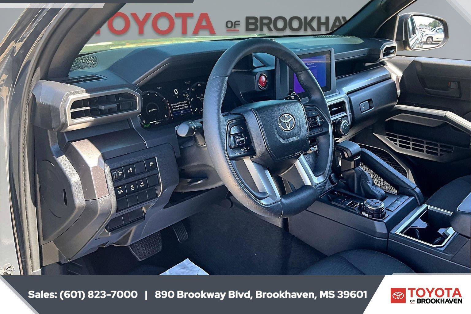 Used 2025 Toyota 4Runner TRD Off-Road AWD/4WD image 12