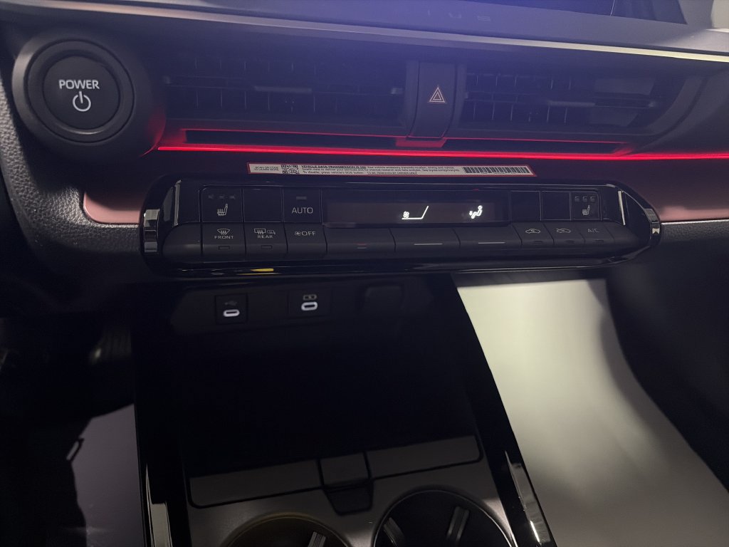 New 2026 Toyota Prius Plug-In Hybrid FWD image 21