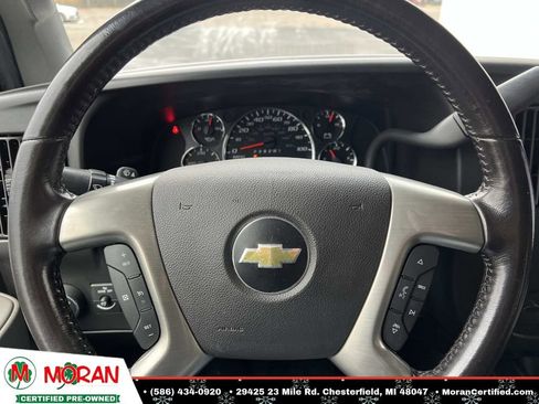 Used 2017 Chevrolet Express 3500 LT w/ LT Preferred Equipment Group image 18