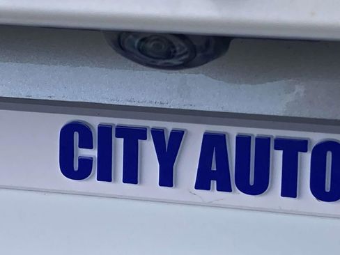 Used 2023 Toyota Camry XSE FWD image 12